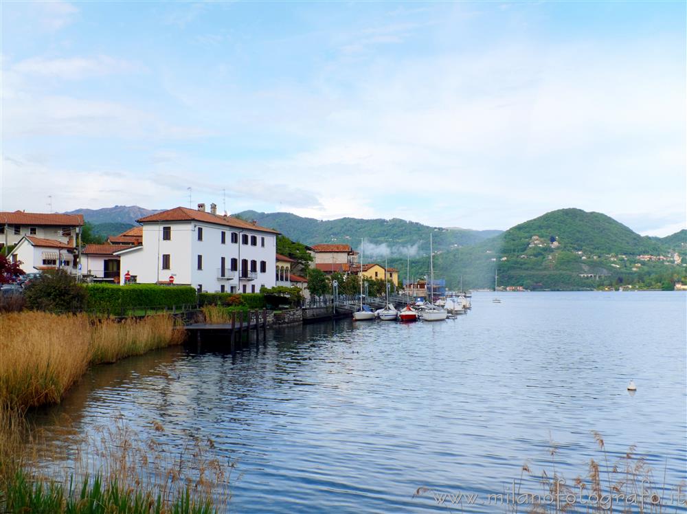 Pella (Novara, Italy) - Lake promenade of the town